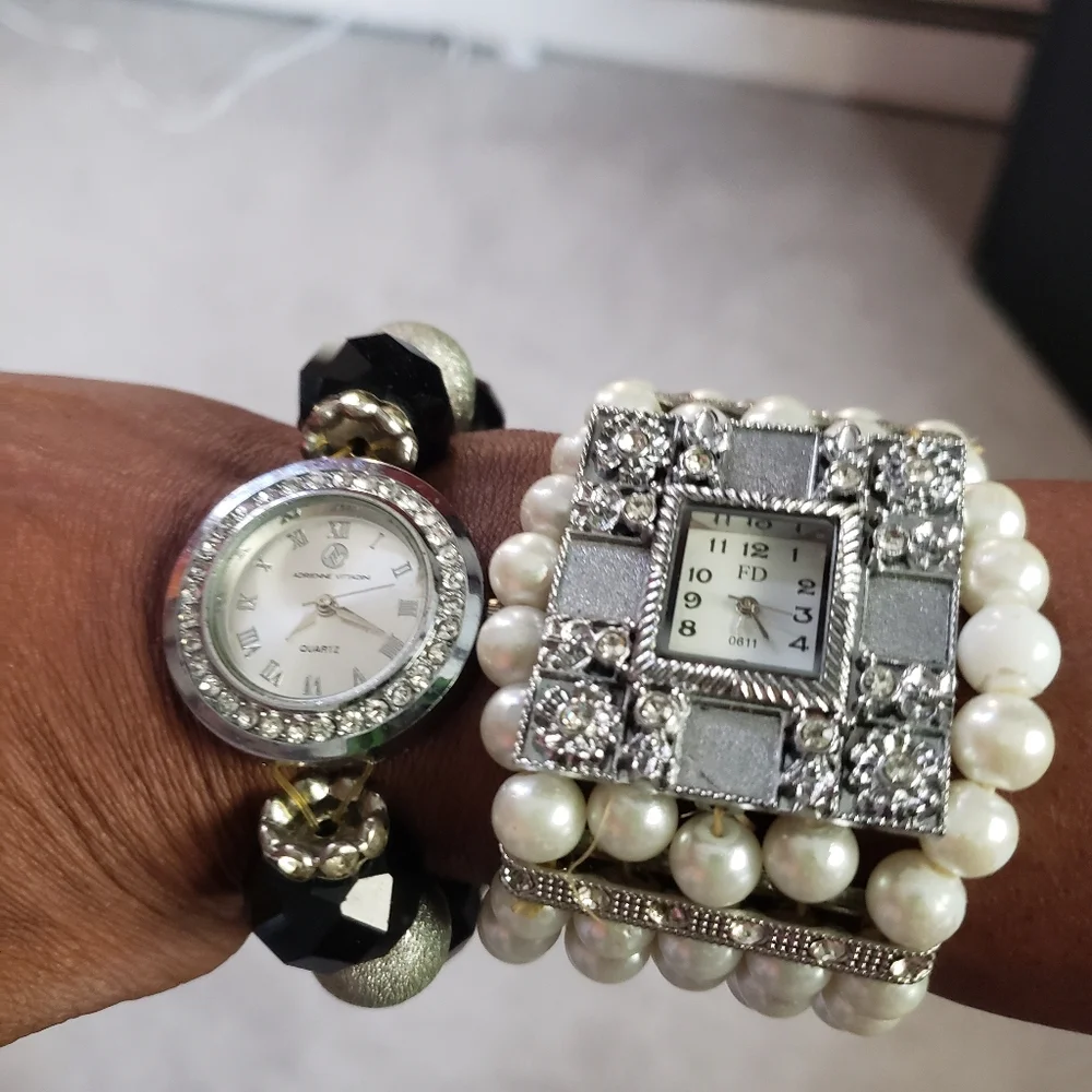 Bundle Pair Vintage Costume Jewelry Bracelet Watches